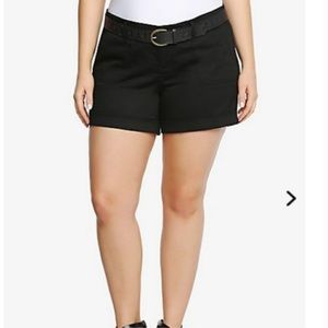 torrid black cuffed shorts size 20 women